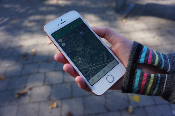 Brantford-using geocaching app