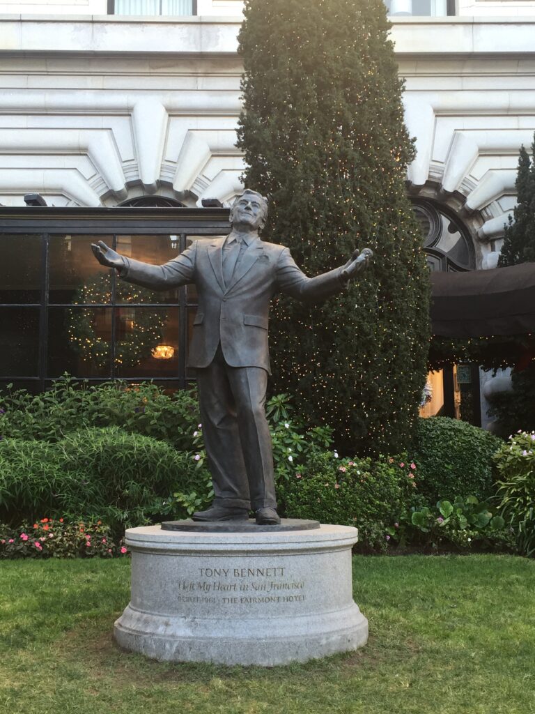 Bronze sculpture of Tony Bennett outside The Fairmont San Francisco