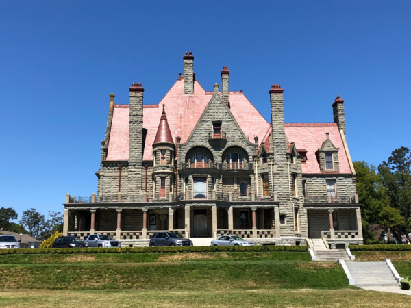 Victoria british columbia-exterior of craigdarroch castle