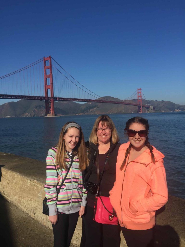 family at golden gate bridge san francisco