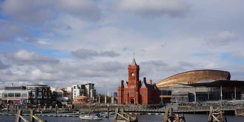 cardiff bay waterfront-pierhead building