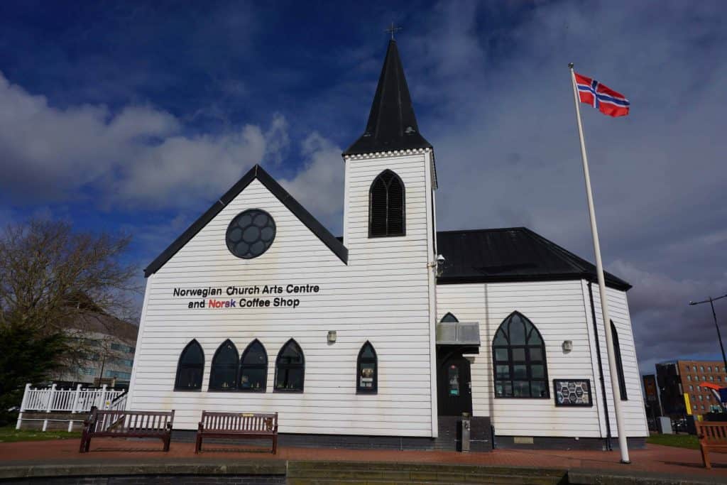 white and black norwegian church