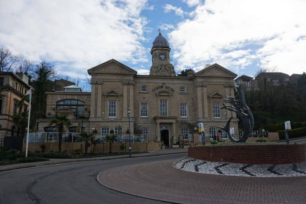 custom house in penarth wales