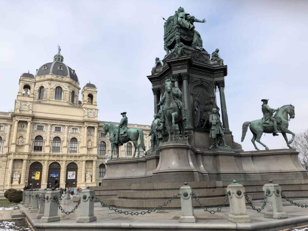 maria theresa monument-vienna