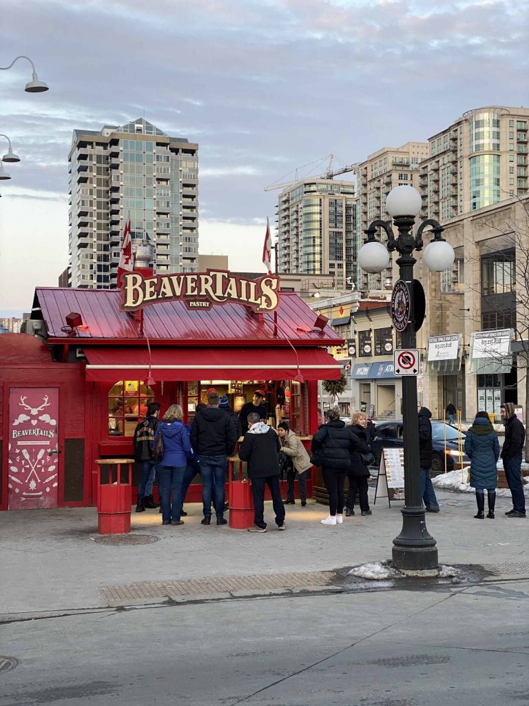 ottawa-byward market-beavertails shop