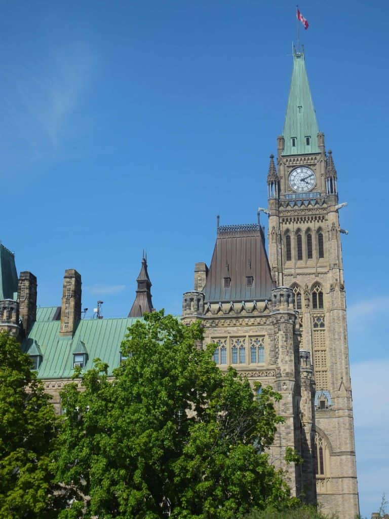 ottawa-parliament buildings-peace tower