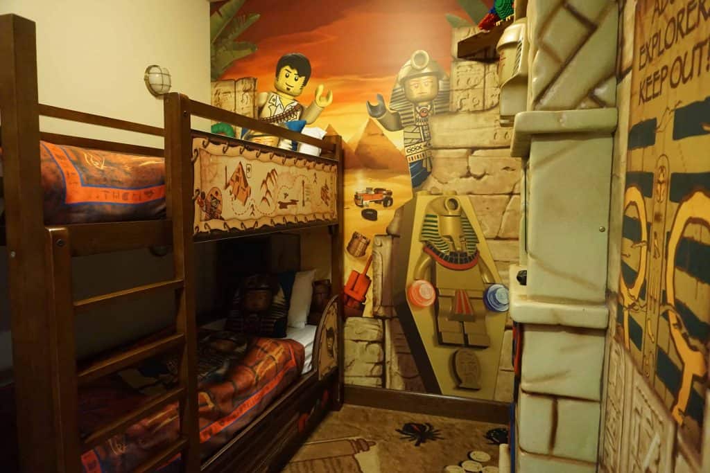 legoland california hotel-kids bunk beds