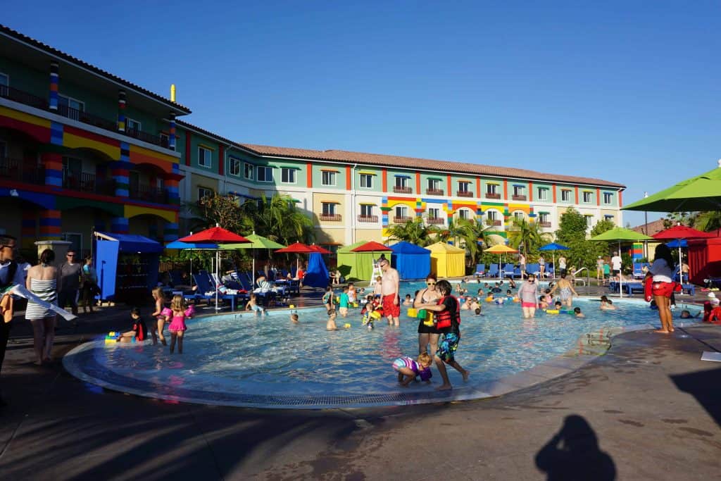 legoland california hotel-pool