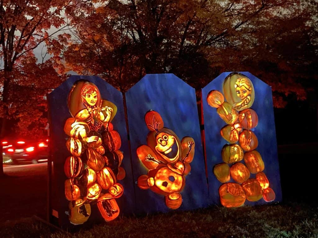 milton-ontario-pumpkins after dark-frozen display