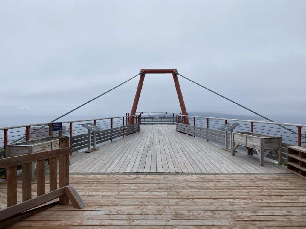 Perce Geoparc - cantilevered  observation deck with glass platform in Perce, Quebec.