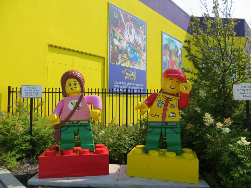 Two LEGO sculptures at entrance to LEGOLAND Discovery Centre Toronto.